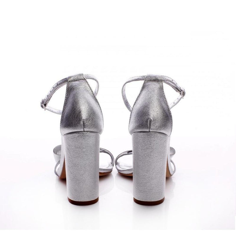 Take a Bow Silver Sandals